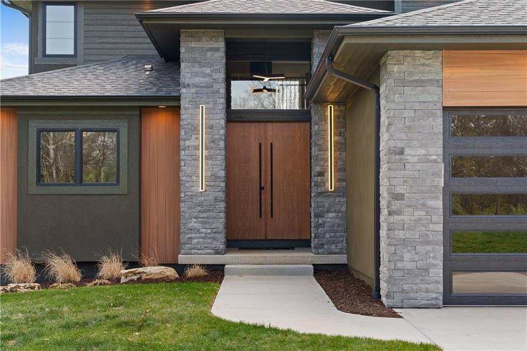 4 Broken Arrow Court