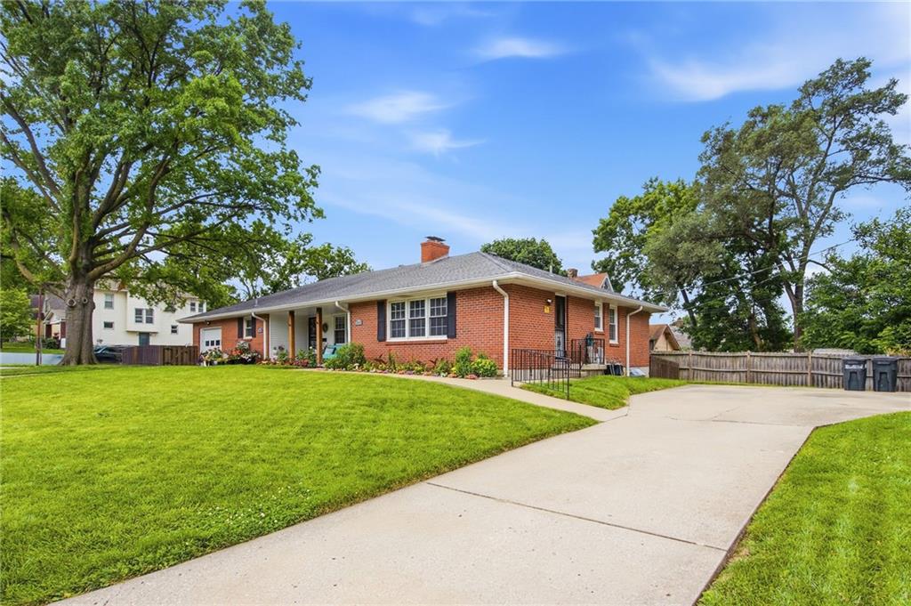 300 N 20TH Street