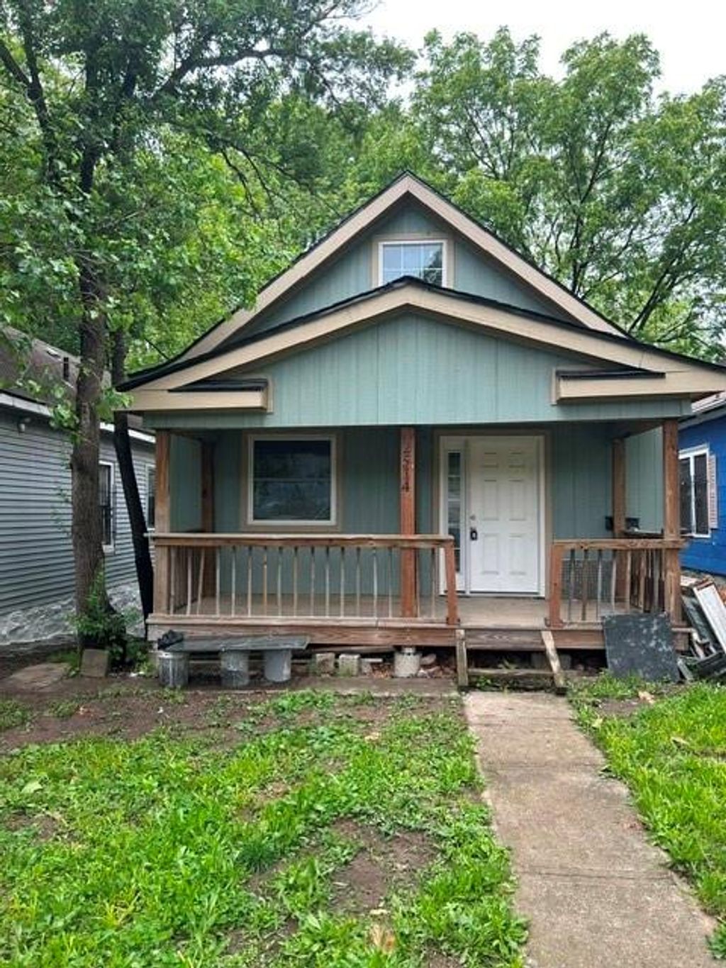 Photo of 2514 Monroe Avenue, Kansas City, MO 64127 (MLS # 2618316)