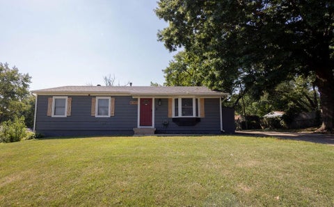 Photo of 8347 Elizabeth Avenue, Kansas City, KS 66112 (MLS # 2640959)