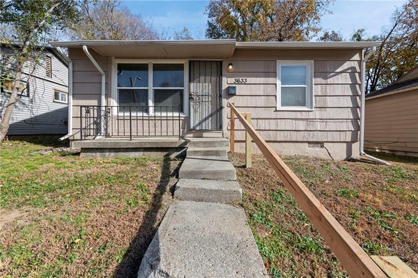 3633 NORTON AVE, KANSAS CITY, MO 64128 - Image ee3209348db4be019e934b1ccb376878/330192182