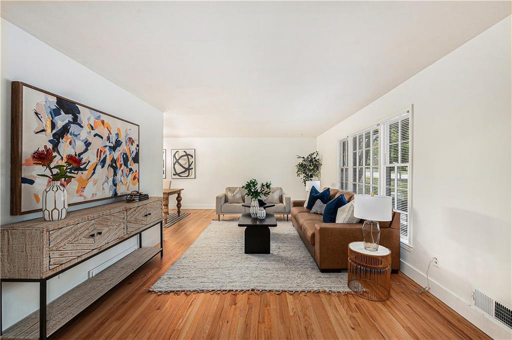 3322 W 95th Street