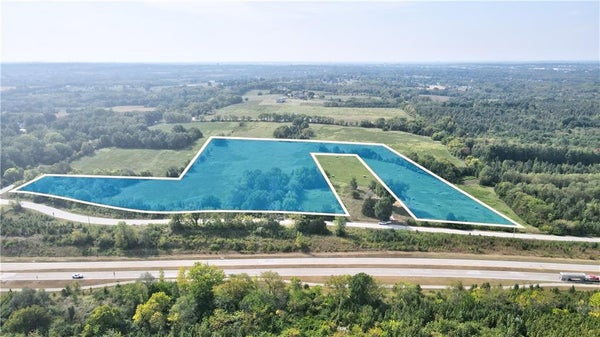 TAHOE DR, BLUE SPRINGS, MO 64014 - Image ee5a2f3ba739f6ce4c770d5f347992c2/2642867552