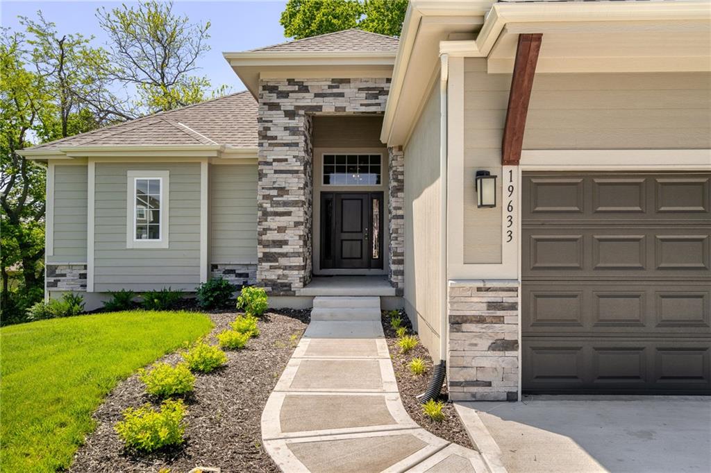 19345 W 114th Terrace