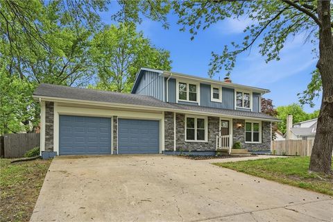 1021 S Clairborne Road, Olathe, KS 66062 - MLS#: 2615997