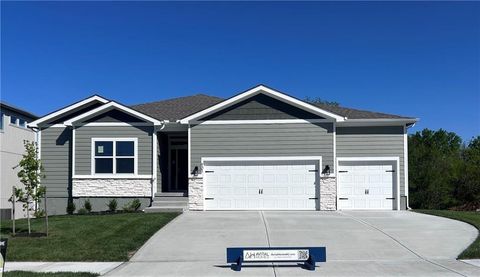 901 Reed Drive, Raymore, MO 64083 - #: 2551755
