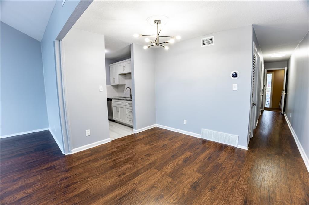 4518 Holly Street 37