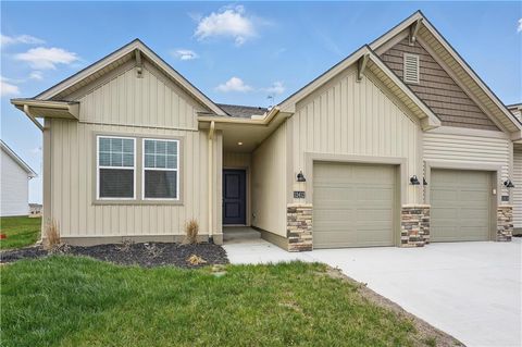 12414 S Acacia Drive, Lee\'s Summit, MO 64086 - MLS#: 2596900