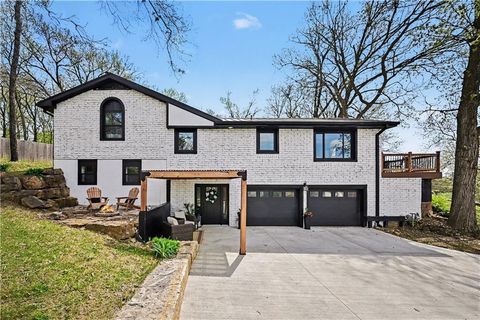 8305 NW Forest Drive, Weatherby Lake, MO 64152 - MLS#: 2612929