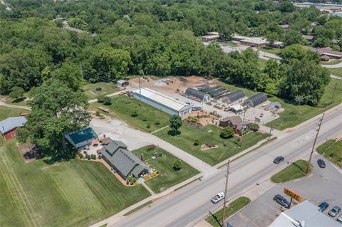 905 E Ohio Street Clinton MO 64735