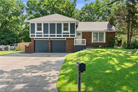 13205 Overhill Rd. Road, Grandview, MO 64030 - #: 2552614