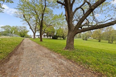 8025 E 57th Street, Kansas City, MO 64129 - #: 2545999
