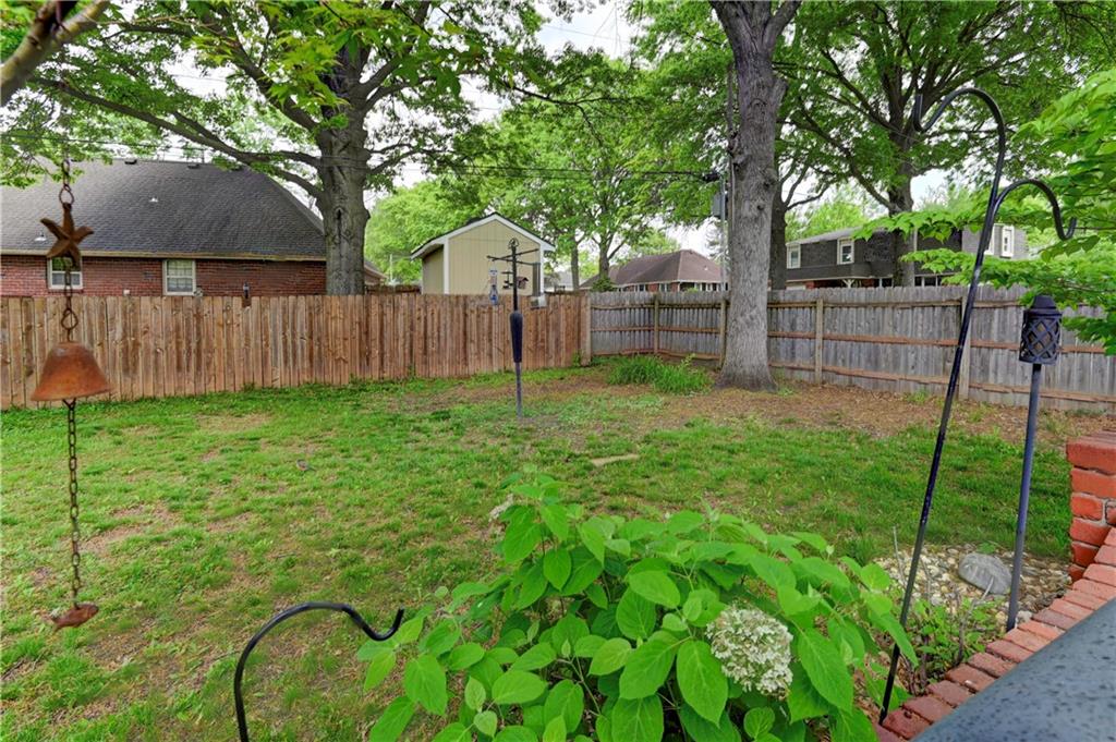 Lee's Summit, Missouri 64081, United States, 4 Bedrooms Bedrooms, ,4 BathroomsBathrooms,Residential,Pending,125001