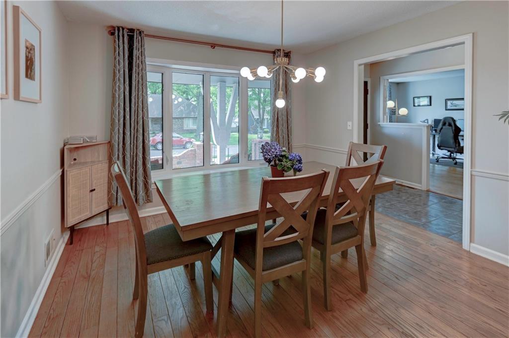 Lee's Summit, Missouri 64081, United States, 4 Bedrooms Bedrooms, ,4 BathroomsBathrooms,Residential,Pending,125001