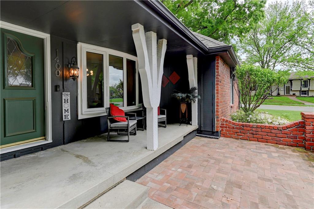 Lee's Summit, Missouri 64081, United States, 4 Bedrooms Bedrooms, ,4 BathroomsBathrooms,Residential,Pending,125001