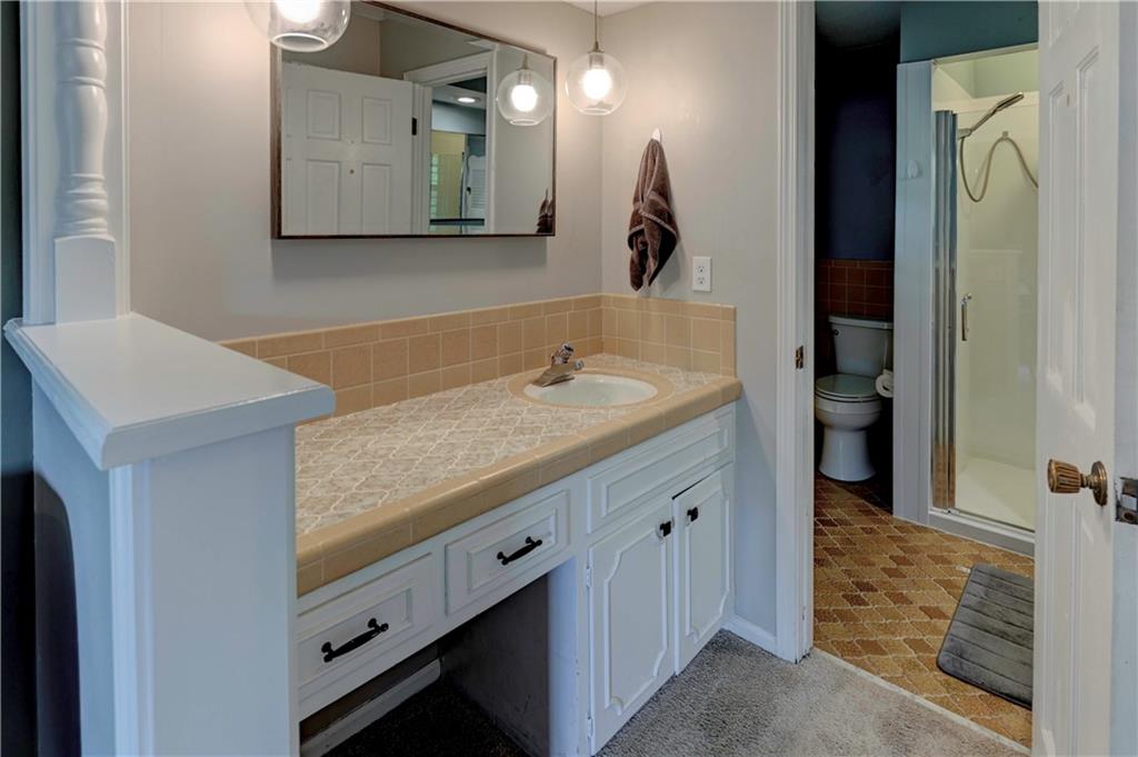 Lee's Summit, Missouri 64081, United States, 4 Bedrooms Bedrooms, ,4 BathroomsBathrooms,Residential,Pending,125001