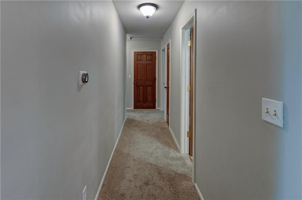 Lee's Summit, Missouri 64081, United States, 4 Bedrooms Bedrooms, ,4 BathroomsBathrooms,Residential,Pending,125001