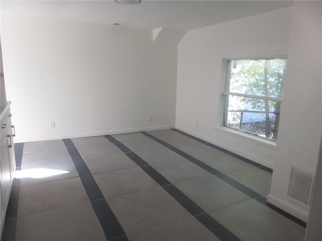 Kansas City, Missouri 64117, United States, 2 Bedrooms Bedrooms, ,1 BathroomBathrooms,Residential,Active,231116