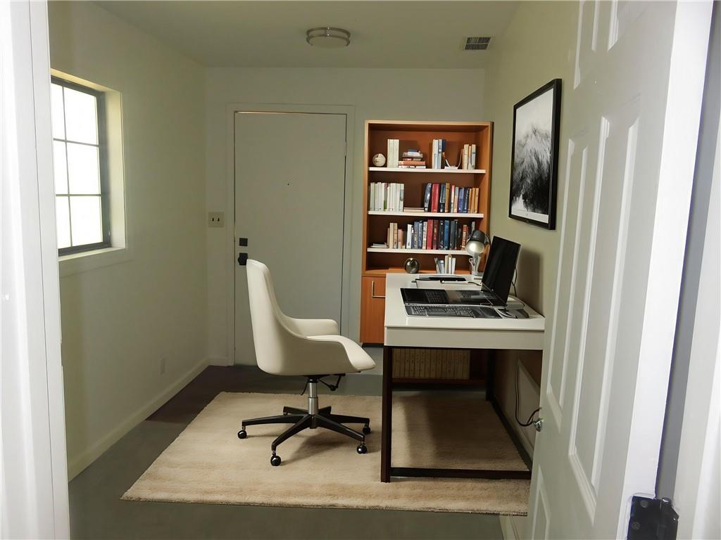 Kansas City, Missouri 64117, United States, 2 Bedrooms Bedrooms, ,1 BathroomBathrooms,Residential,Active,231116