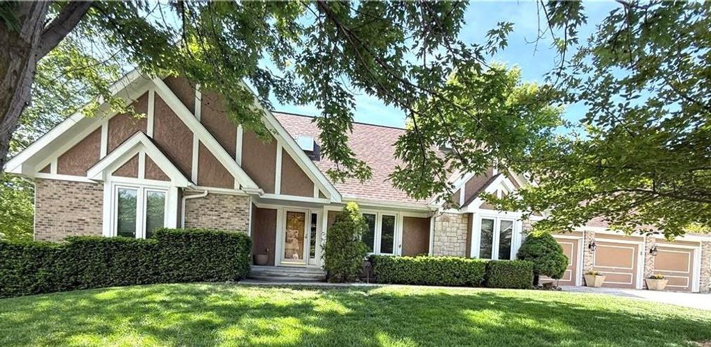 Photo of 1509 Wynbrick Drive, Liberty, MO 64068 (MLS # 2616671)