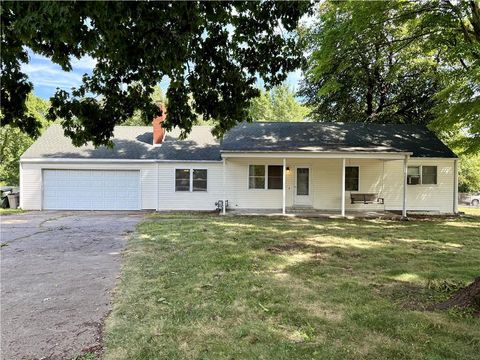 13227 Bennington Avenue, Grandview, MO 64030 - #: 2572017