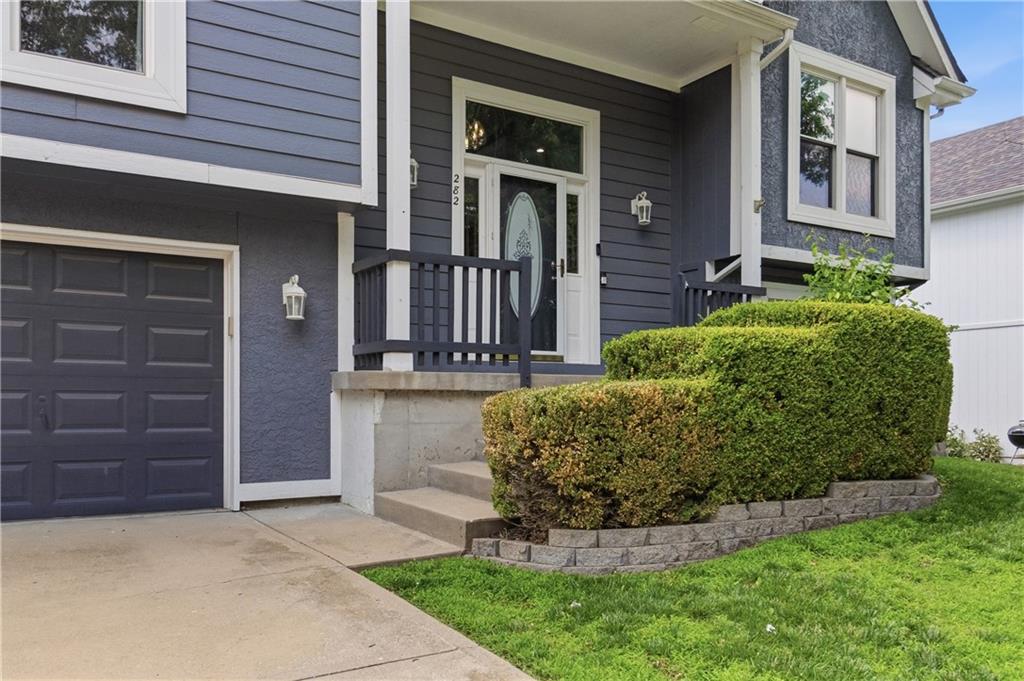 282 W Westhoff Place