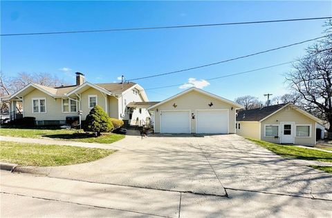 406 S Mulberry Street, Maryville, MO 64468 - #: 2575692