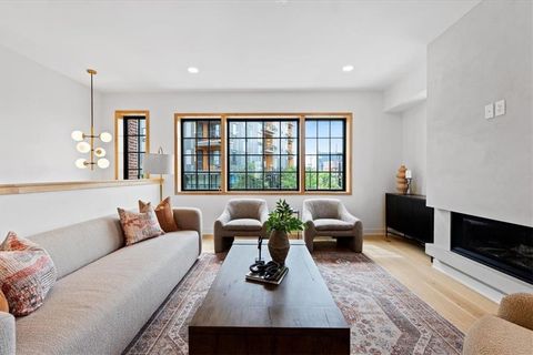 1911 Locust Street Kansas City MO 64108