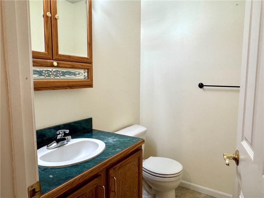 St Joseph, Missouri 64506, United States, 2 Bedrooms Bedrooms, ,2 BathroomsBathrooms,Residential,Active,103418