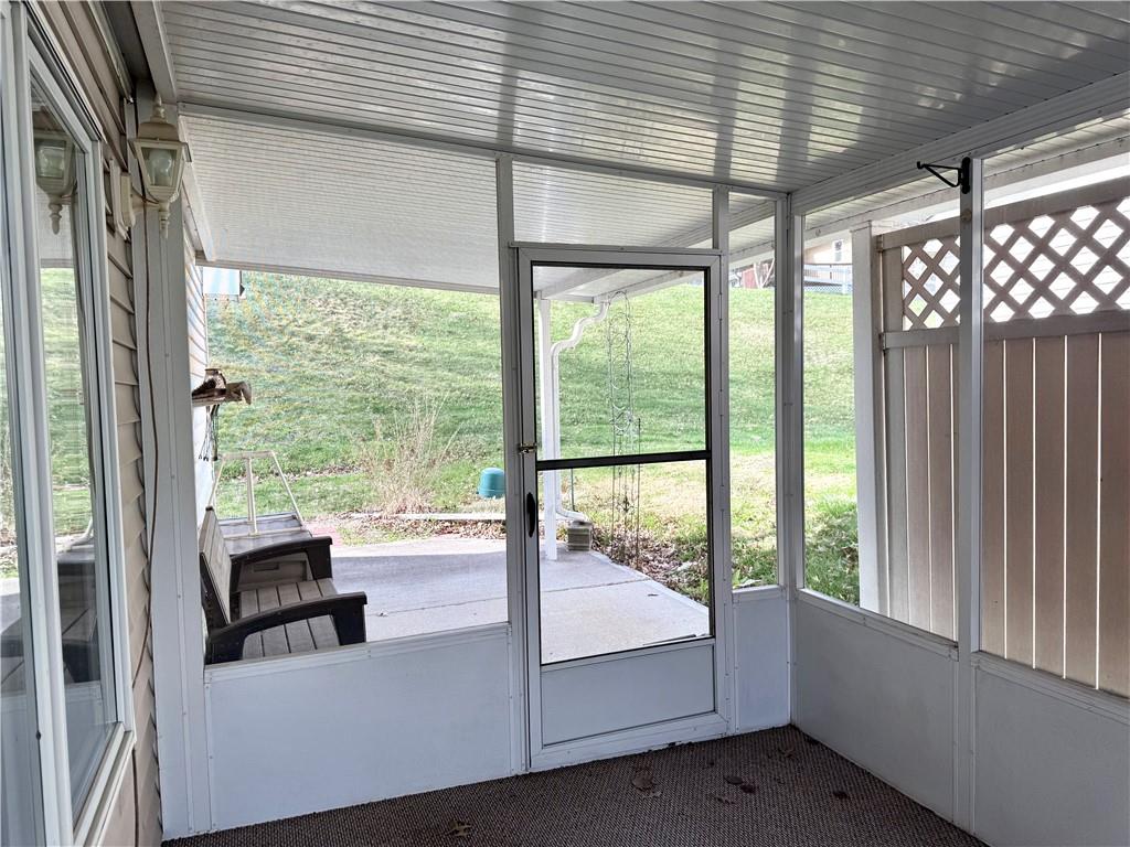 St Joseph, Missouri 64506, United States, 2 Bedrooms Bedrooms, ,2 BathroomsBathrooms,Residential,Active,103418