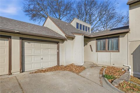 1032 NW 70th Court, Kansas City, MO 64118 - #: 2582032