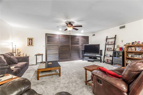Photo of 4511 Headwood Drive #10, Kansas City, MO 64111 (MLS # 2647634)