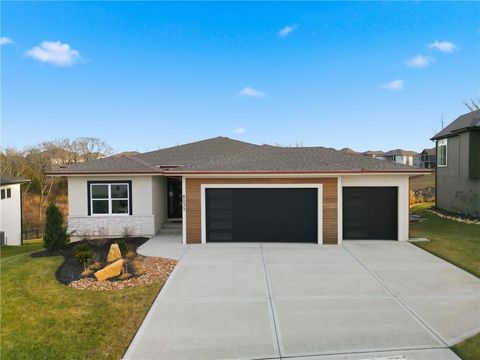 8033 Payne Street Shawnee KS 66220