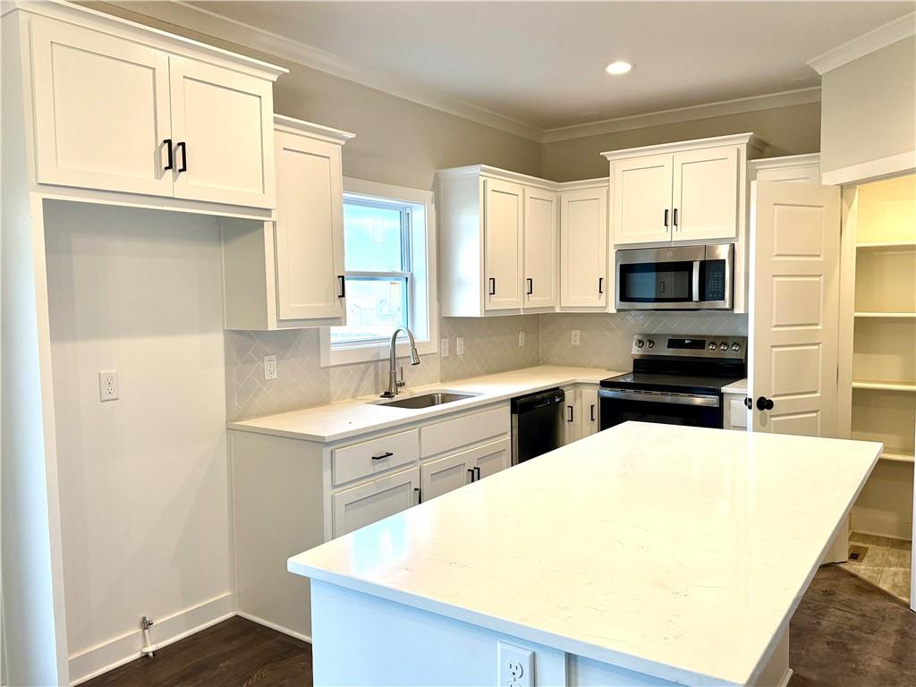 6000 NE 118th Street