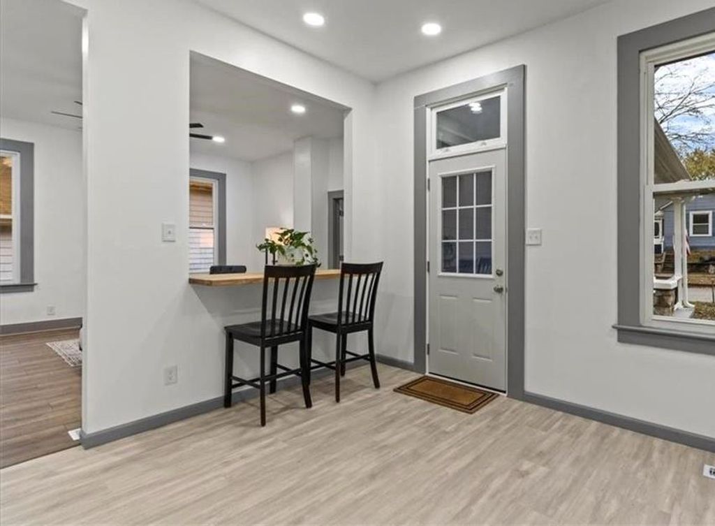 Photo of 821 Pottawatomie Street, Leavenworth, KS 66048 (MLS # 2581625)