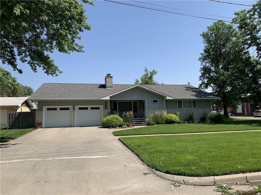 Photo of 1117 19th Street, Belleville, KS 66935 (MLS # 2598410)