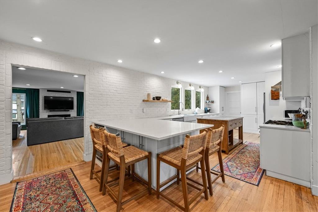 4706 W 65th Street