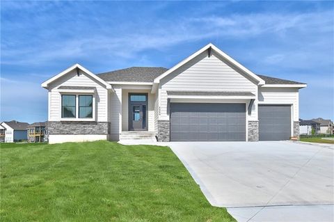 24105 W 58th Place Shawnee KS 66226
