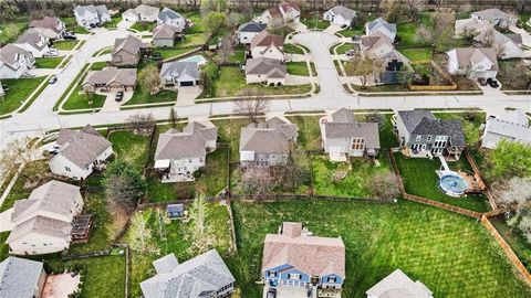 Tiny photo for 1842 White Tail Lane, Liberty, MO 64068 (MLS # 2610717)