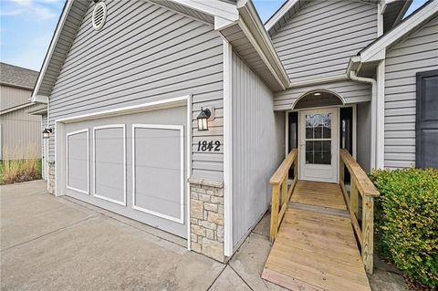 Tiny photo for 1842 White Tail Lane, Liberty, MO 64068 (MLS # 2610717)