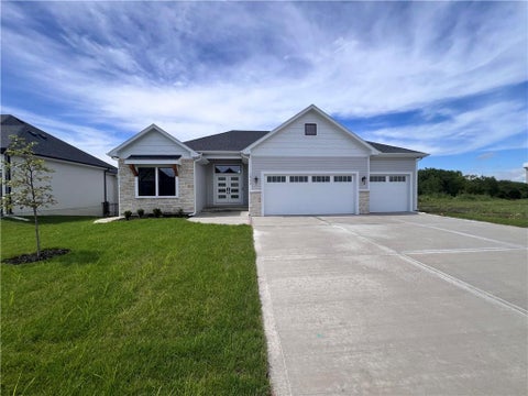 Photo of 16356 Baxter Street, Gardner, KS 66030 (MLS # 2637751)