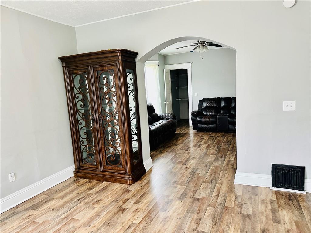 St Joseph, Missouri 64507, United States, 3 Bedrooms Bedrooms, ,2 BathroomsBathrooms,Residential,Pending,127024