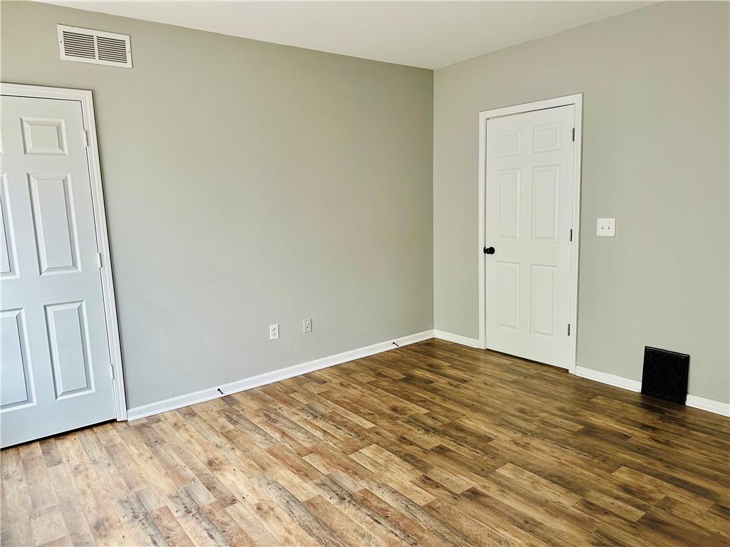 St Joseph, Missouri 64507, United States, 3 Bedrooms Bedrooms, ,2 BathroomsBathrooms,Residential,Pending,127024