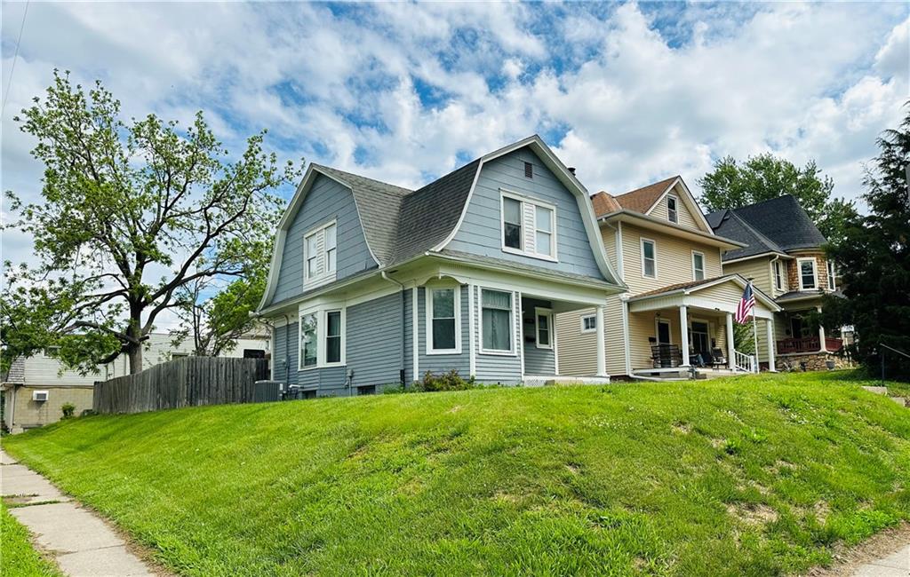 St Joseph, Missouri 64507, United States, 3 Bedrooms Bedrooms, ,2 BathroomsBathrooms,Residential,Pending,127024