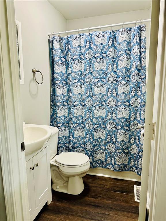 St Joseph, Missouri 64507, United States, 3 Bedrooms Bedrooms, ,2 BathroomsBathrooms,Residential,Pending,127024