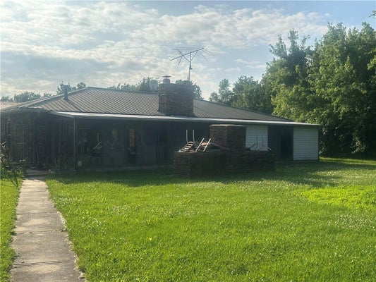 1101 NE 50 HWY, KNOB NOSTER, MO 65336 - Image eff9fa2290cd0de0c9e2b3314f89c700/4095609870