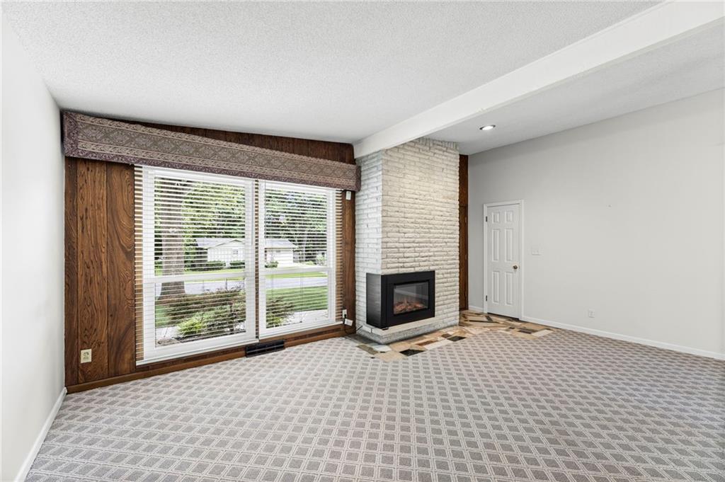 8404 Shawnee Lane