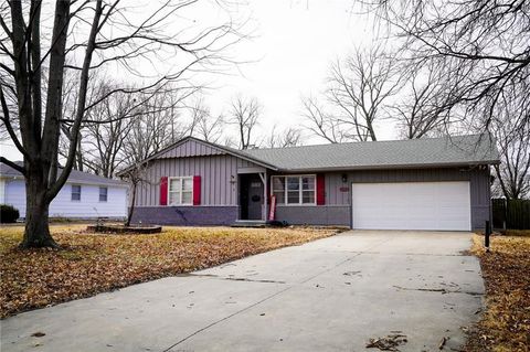1222 S Maple Street, Ottawa, KS 66067 - MLS#: 2530937