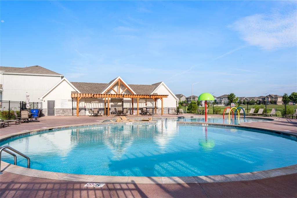 16989 S Brentwood Street