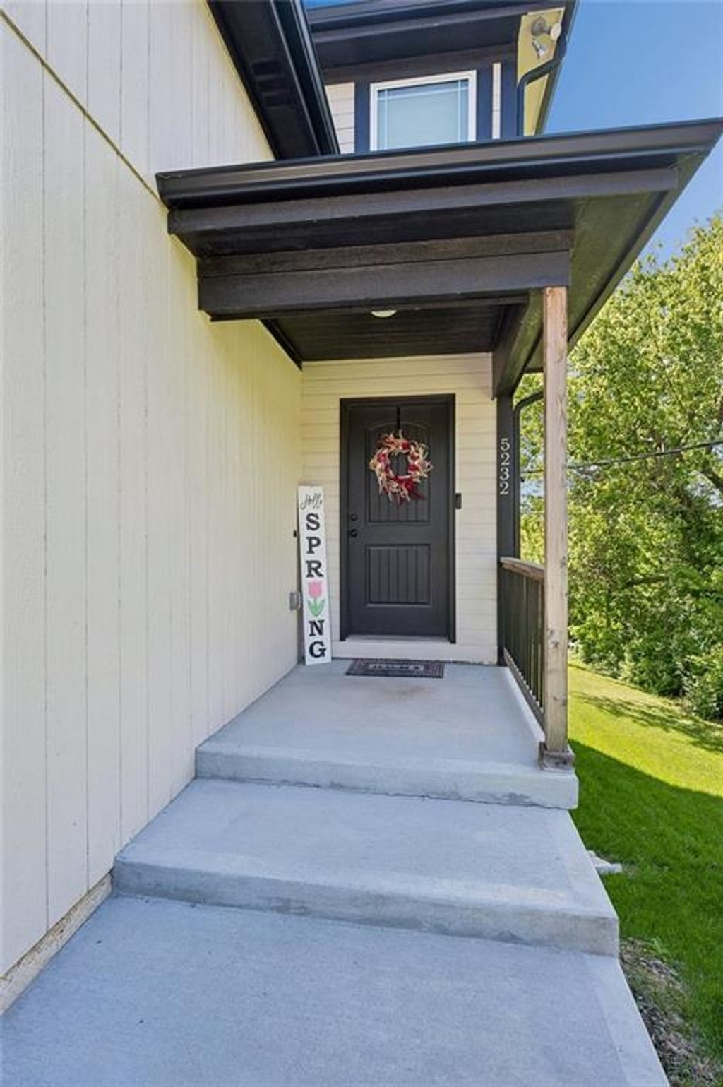 Photo of 5232 N Cambridge Avenue, Kansas City, MO 64119 (MLS # 2618669)